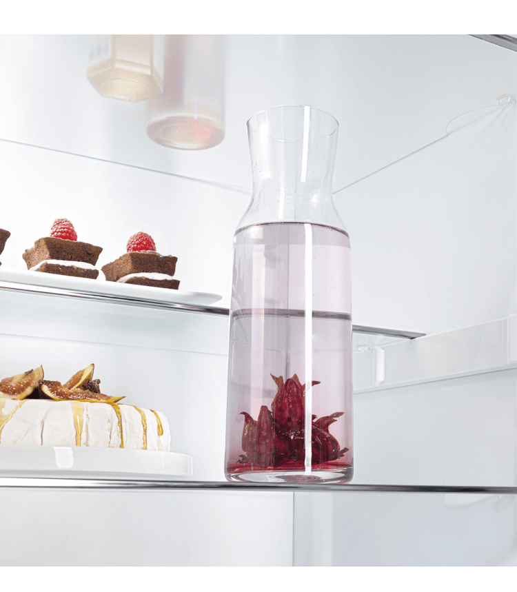 LIEBHERR KE283426 vrijstaande koelkast met vriesvak - 140cm