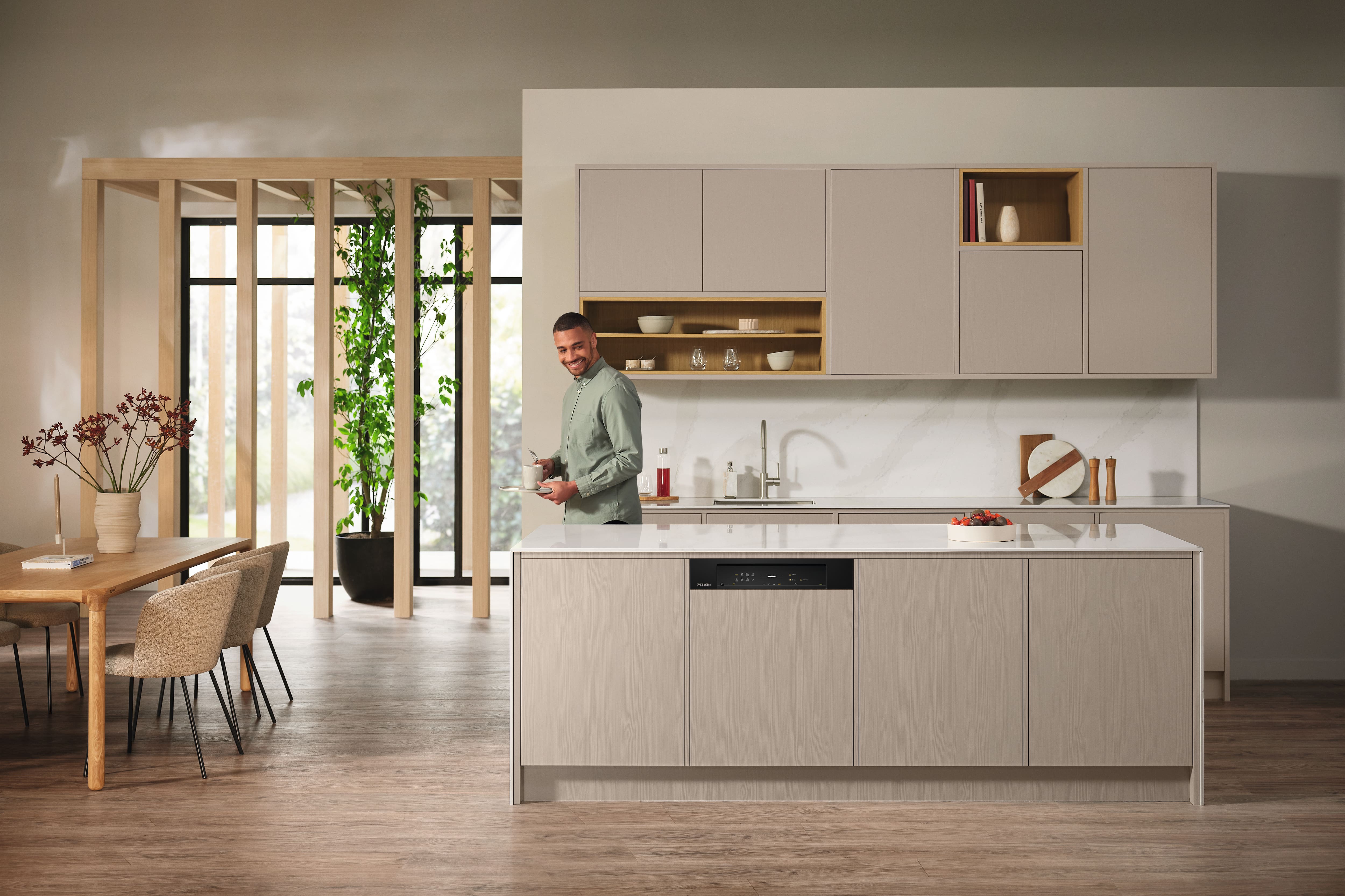 MIELE G7715SCIXXLOBSW vaatwasser met bedieningspaneel