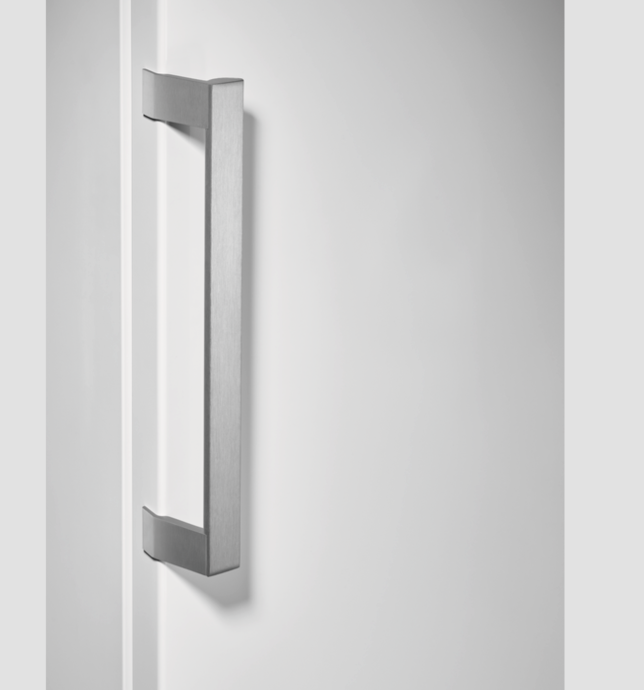 AEG OAG7M401DW 7000 vrijstaande vriezer - 191cm