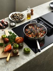 ATAG HIDD28471SV kookplaat met afzuiging - 83cm